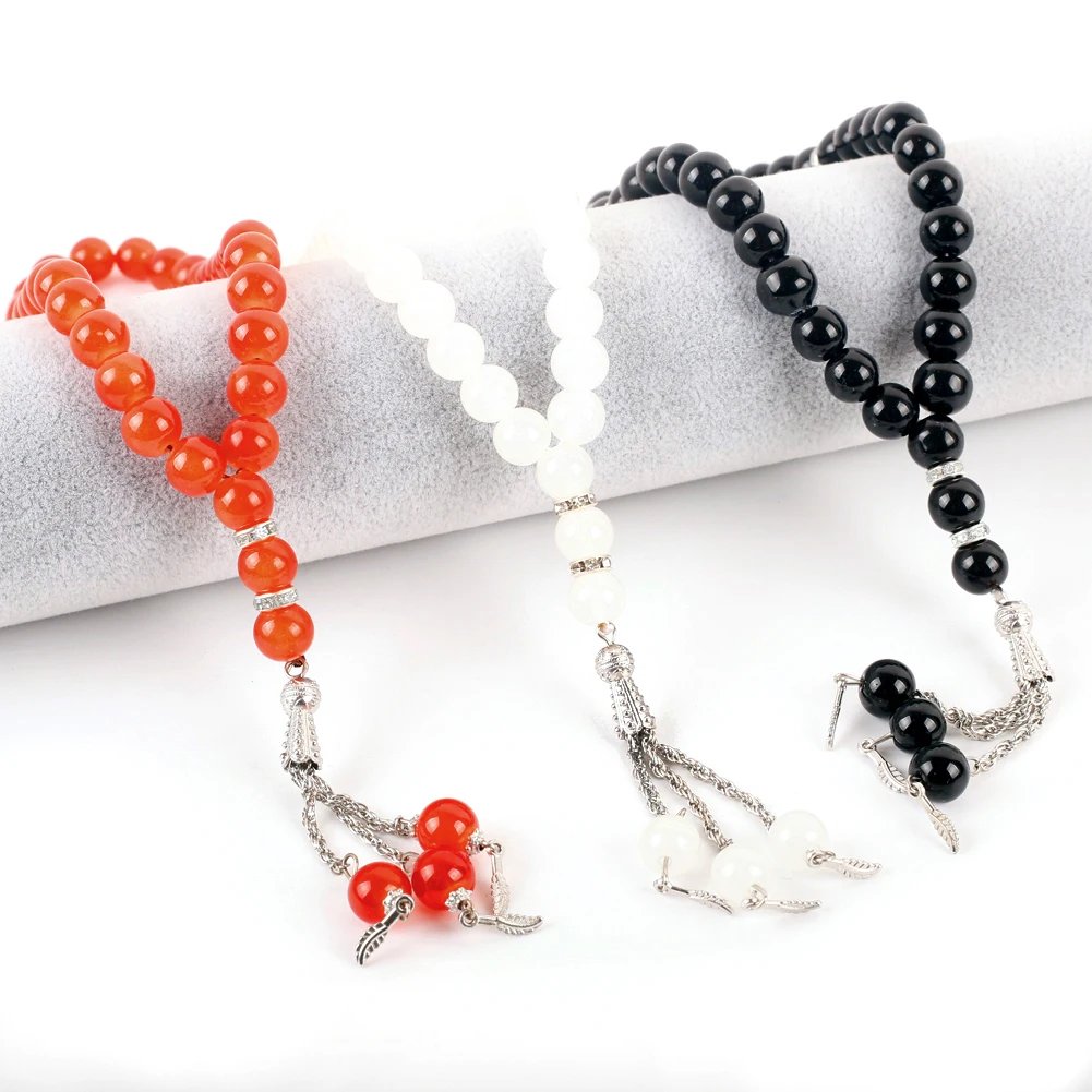 Elegant Beaded Bracelet with Tassel Decoration 33 Red White Black Beads Chain Muslim Rosary Jewelry for Women Stylish Accessory