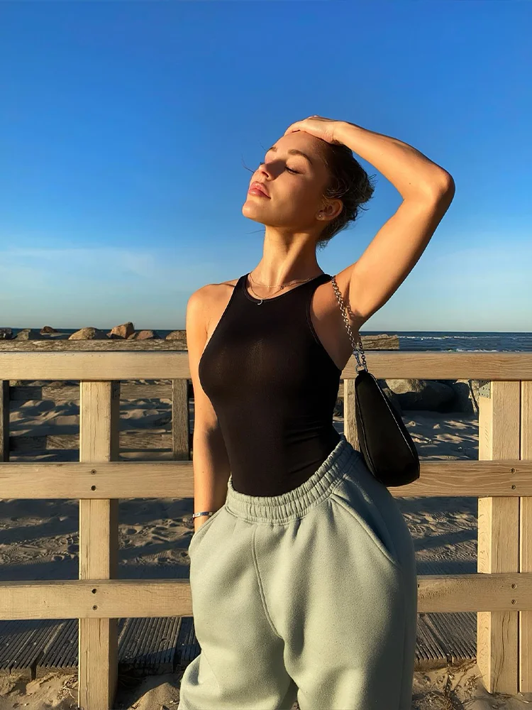 

2024 New Solid Sleeveless Round Neck Casual Sports Hip Lifting Fitness Bodysuit For Women