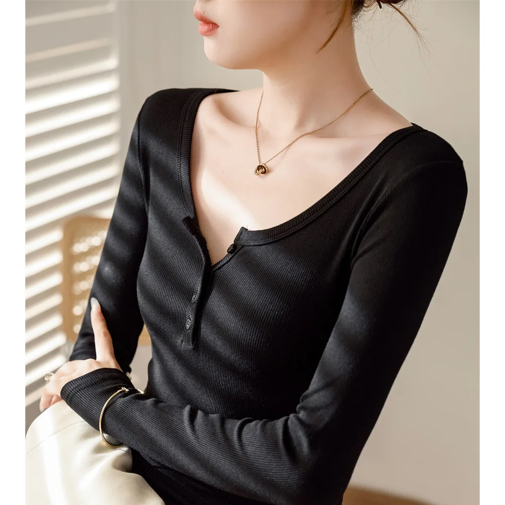 Threaded Cotton Shoulder Button T-shirt for Women in Autumn and Winter 2025, Pure Style Long Sleeved Slim Fit Base Shirt