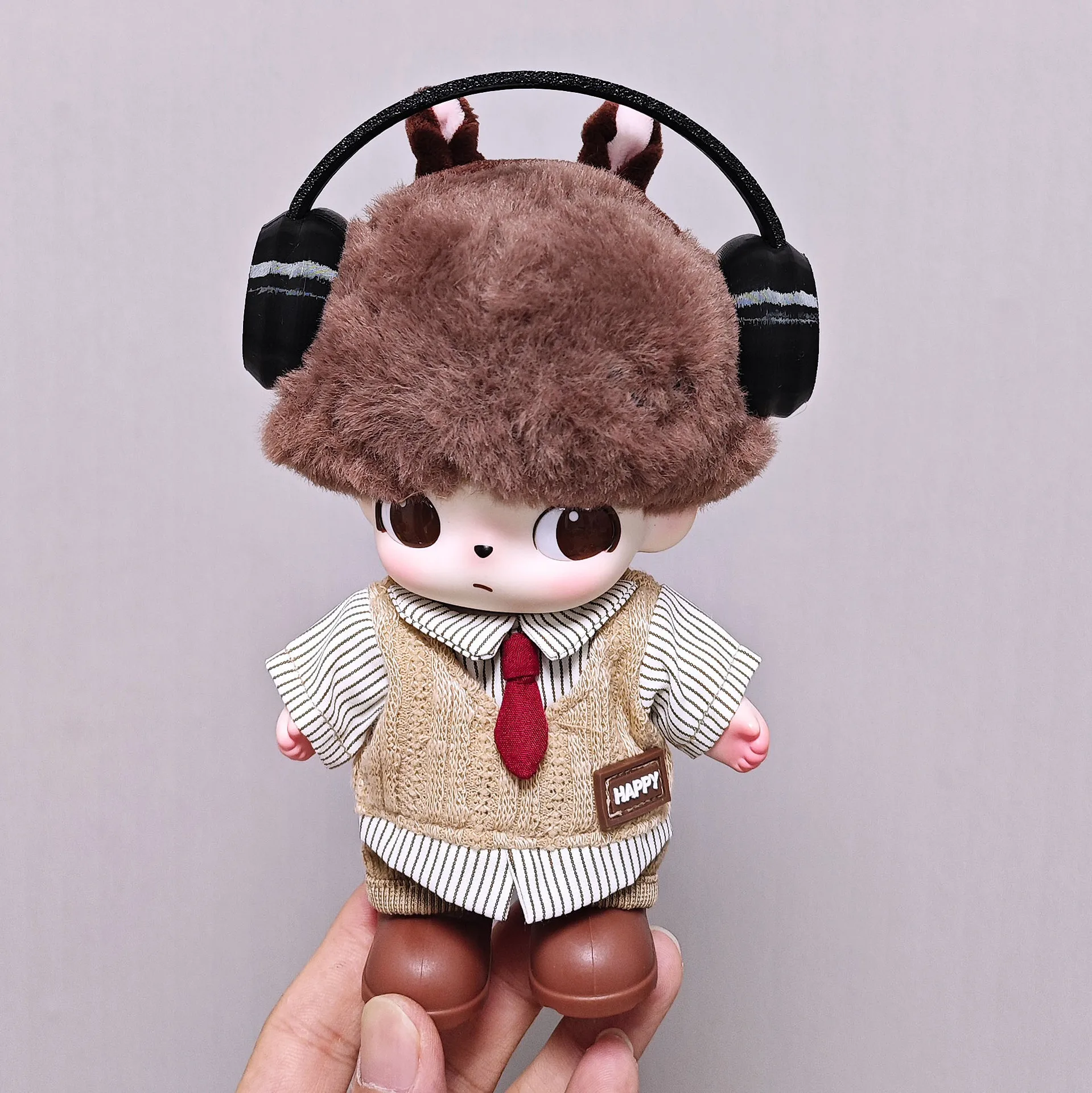 

DIMOO WORLD Preppy Doll Outfit Striped Shirt Knit Vest Red Tie Headphone Fits 15/17cm 1st/2nd/3rd Gen Labubu