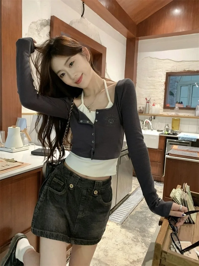 Damen Koreanischer Ins-Stil Reines Y2K Hot Girl Neckholder Langarm-T-Shirt Frühling Herbst Neues Slim-Fit Schulter-Fake-Zweiteiler-Oberteil – Detail 11