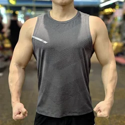 Men's Sports Tank Top Outdoor Running Sleeveless T-Shirt Basketball Jerseys Muscle Vest Sweat Wicking Quick Drying Tee