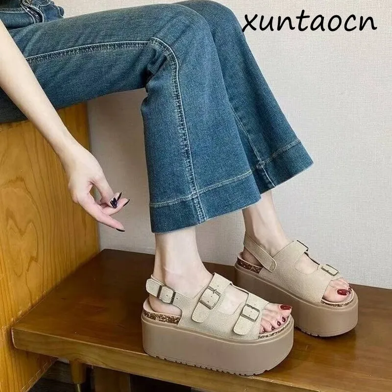 Women's Thick Bottom Platform Sandals Summer Outdoor Wear Anti-Slip Flatform Beach Slippers Korean Style Flat Heel Pure Color