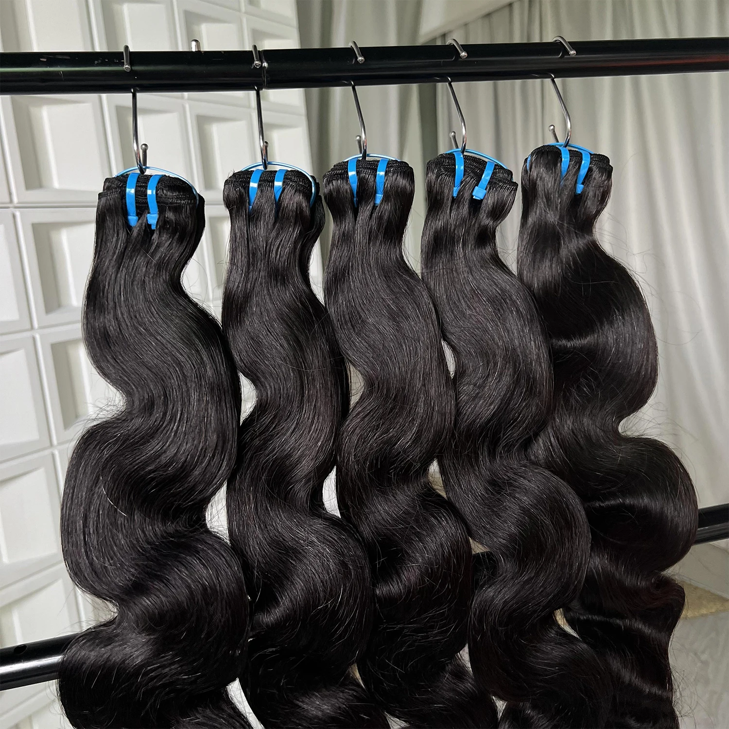 Swanee 15a onda do corpo cabelo birmanês feixes de cabelo virgem cor natural 100% não processado feixes tecer cabelo humano para áfrica feminino