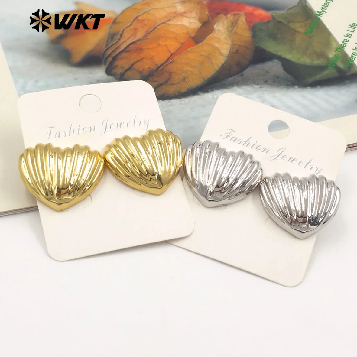 WT-E771  Unique And Classic Earring  With 18k Gold Plated The Shape Of Heart For Women Daily Perfect Decoration