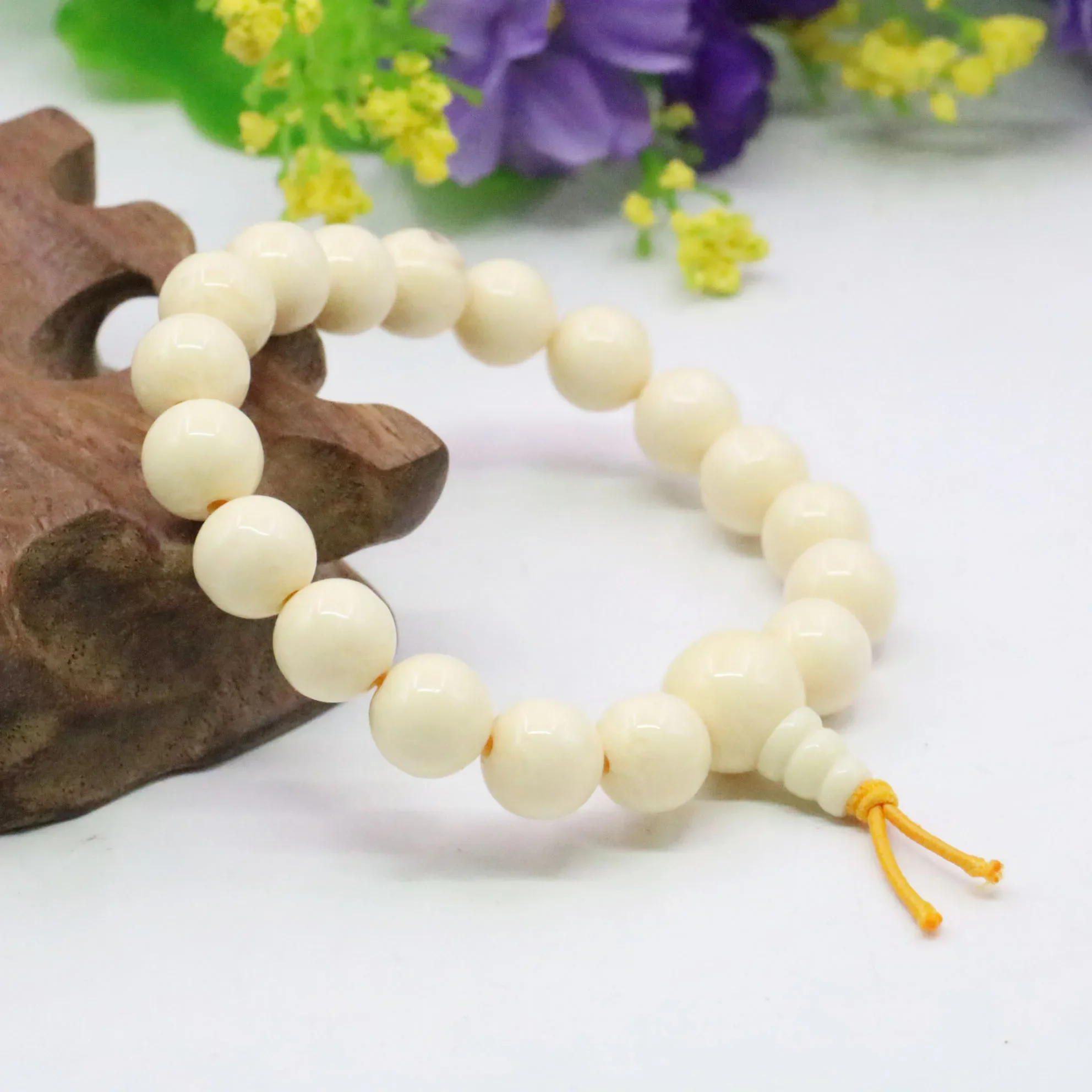 

10mm Round White Beeswaxs Resin Bracelets Tee Joint DIY Fashion Jewelry Making Design Women Girls Female Elastic Bracelets Chain