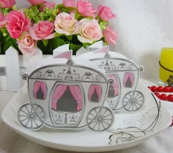 100Pcs Hot Sale Creative Western Wedding Favor Candy Boxes Fairy Tale Pumpkin Carriage Candy Box Gift Box