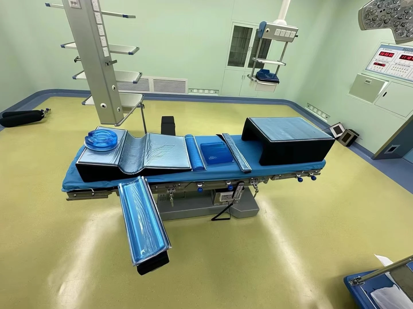 

Surgical Position Pad Gel Silicone Operation Table Pad Tunnel Gel Pad