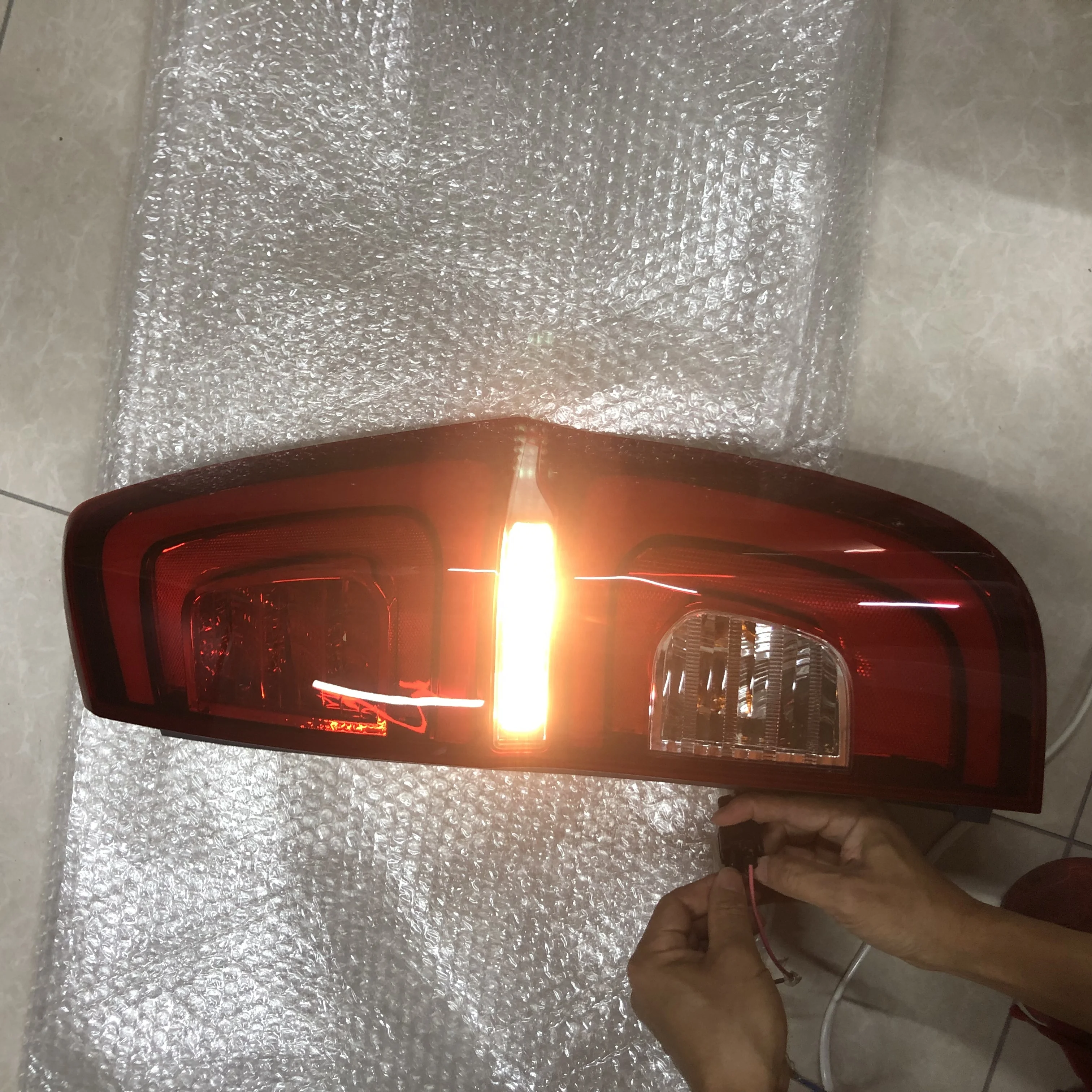 High Quality LED Tail Lights Rear Lamps Tail Lamp For Grand Starex H1 2020 92401-4H000 92402-4H000 92401-4H500 92402-4H500