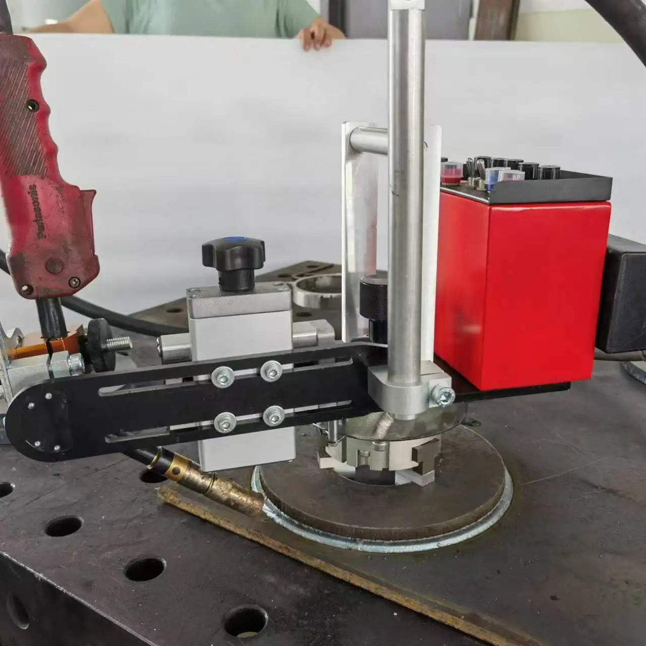 YHB-FL  Flat Flange Angle Welding Machine New PortableLight Weight Hot Selling MIg Welding Tractor Adjustable Multi-Function