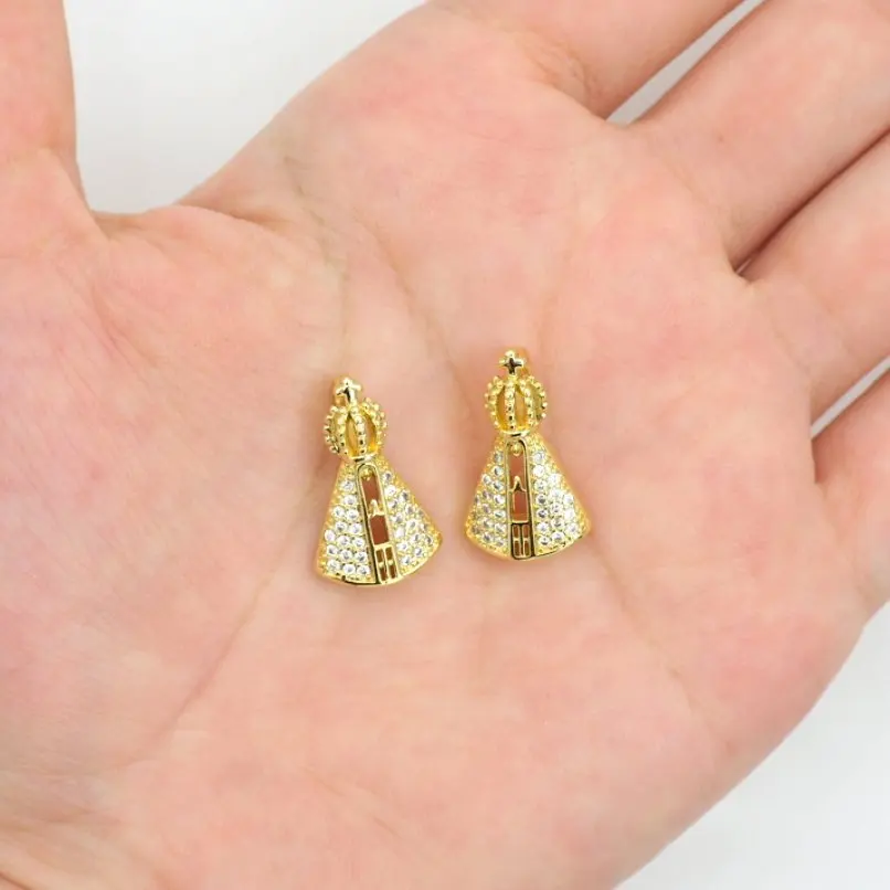 

2Pcs Gold Color Charms Cubic Zirconia Triangle Copper Pendant Invisible Setting Approx 9x15.3mm Jewelry Special Gift For Women