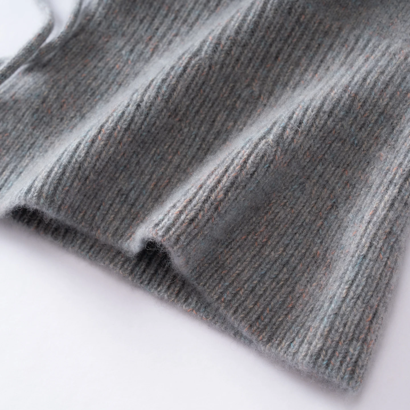 BELIARST 100% Pure Cashmere Balaclava Hat A-Class Ear Protection Warm Autumn Winter Fashion Scarf Integrated for Men And Women