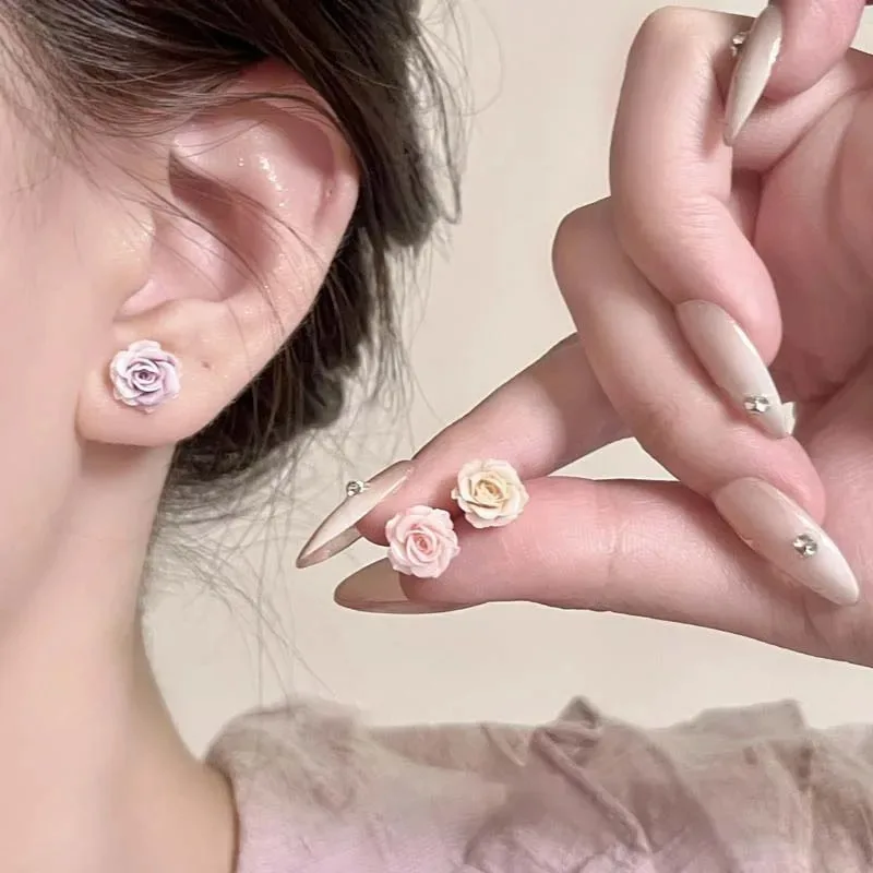 

2025 Fashion Pink Flower Sweet Korean Stud Earrings for Women Girls Cute Small Rose Temperament Earrings Wedding Jewelry Gifts