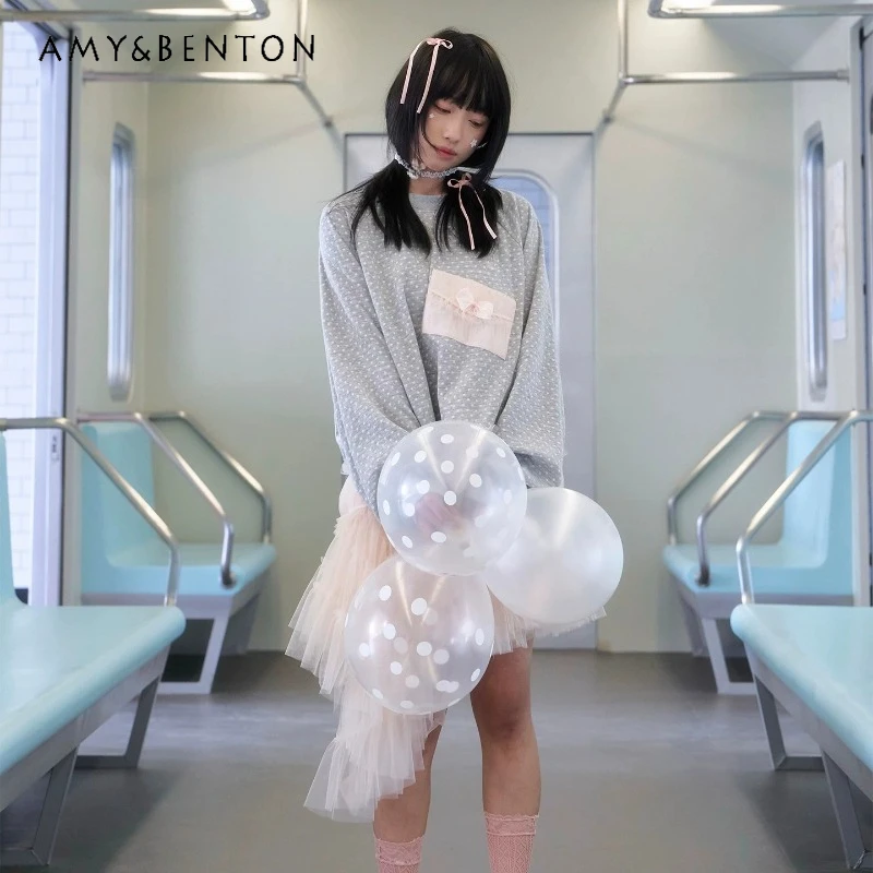 

Оригинальный дизайн, серо-белый вязаный свитшот в горошек для женщин, новинка 2026 года, розовый, с сетчатыми вставками, кружевом и бантом, в стиле Y2K, свободного кроя, для дам
