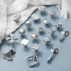1pcs Bright Silver Furniture Handles Solid Brass Chrome Luxury Long Pulls Modern Minimalist Kitchen Cabinet Doors Wardrobe Knobs