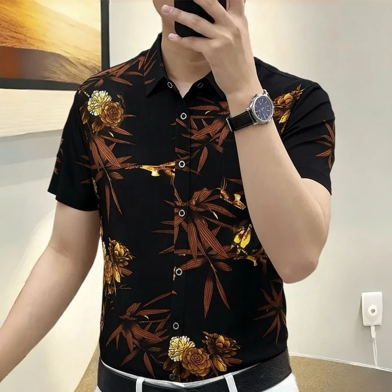 Men's Short Sleeve Casual Shirt Wrinkle-Free Summer Wear with High-End Printed Design