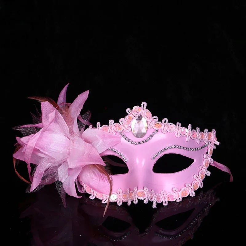 Elegant Golden Black Sexy Masquerade Mask Venetian Party Mardi Gras Halloween Celebrations Lace Eye Mask Fancy Dress Costume