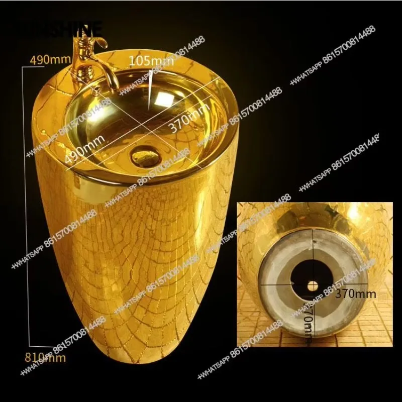 新しいヨーロピアンスタイルの金色の柱型洗面台、明るい金色の質感の一体型床デザインのバスルームY