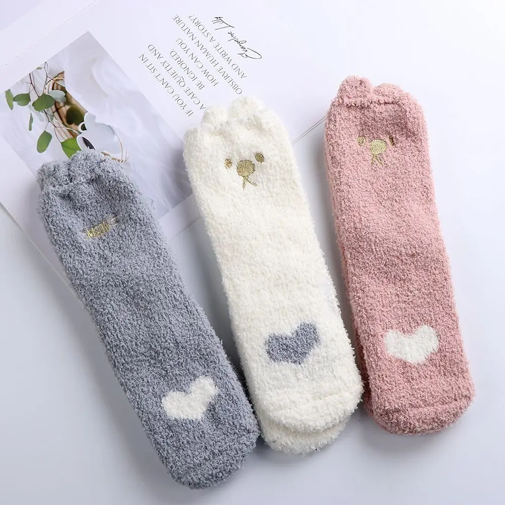 Chaussettes duveteuses en coton Kawaii pour femmes, chaussettes épaisses, chat de dessin animé, tube moyen, hiver