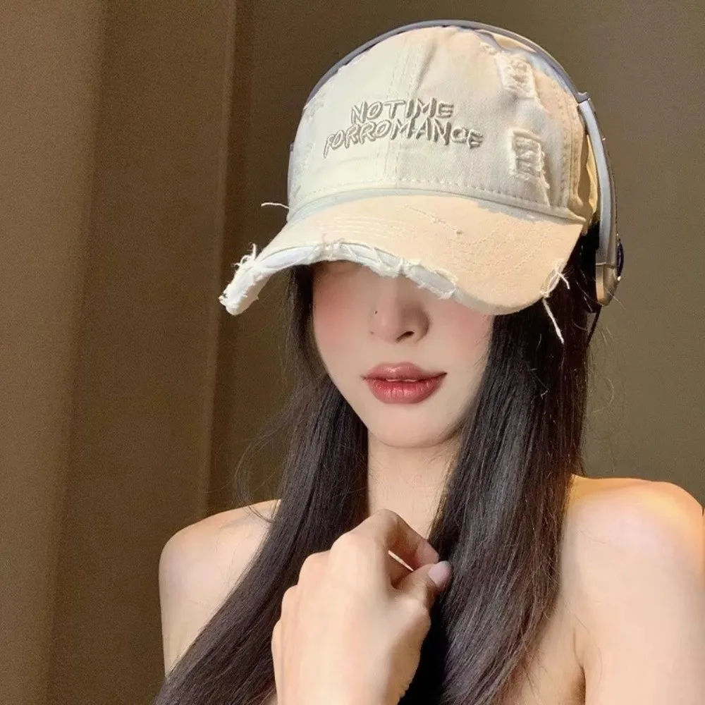 

Casual Adjustable Ripped Baseball Cap Korean Washed Cotton Holes Peaked Cap Vintage Visor Letter Baseball Hat Men Women