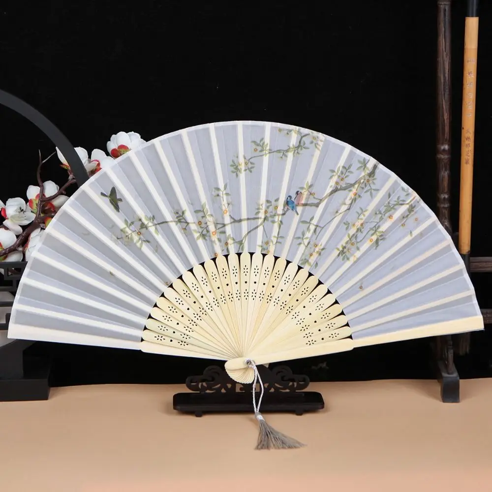 Hanfu Accessories No Deformation Folding Fan Bamboo Handle Handmade Props Fan Silk Fabric Ancient Style Wedding