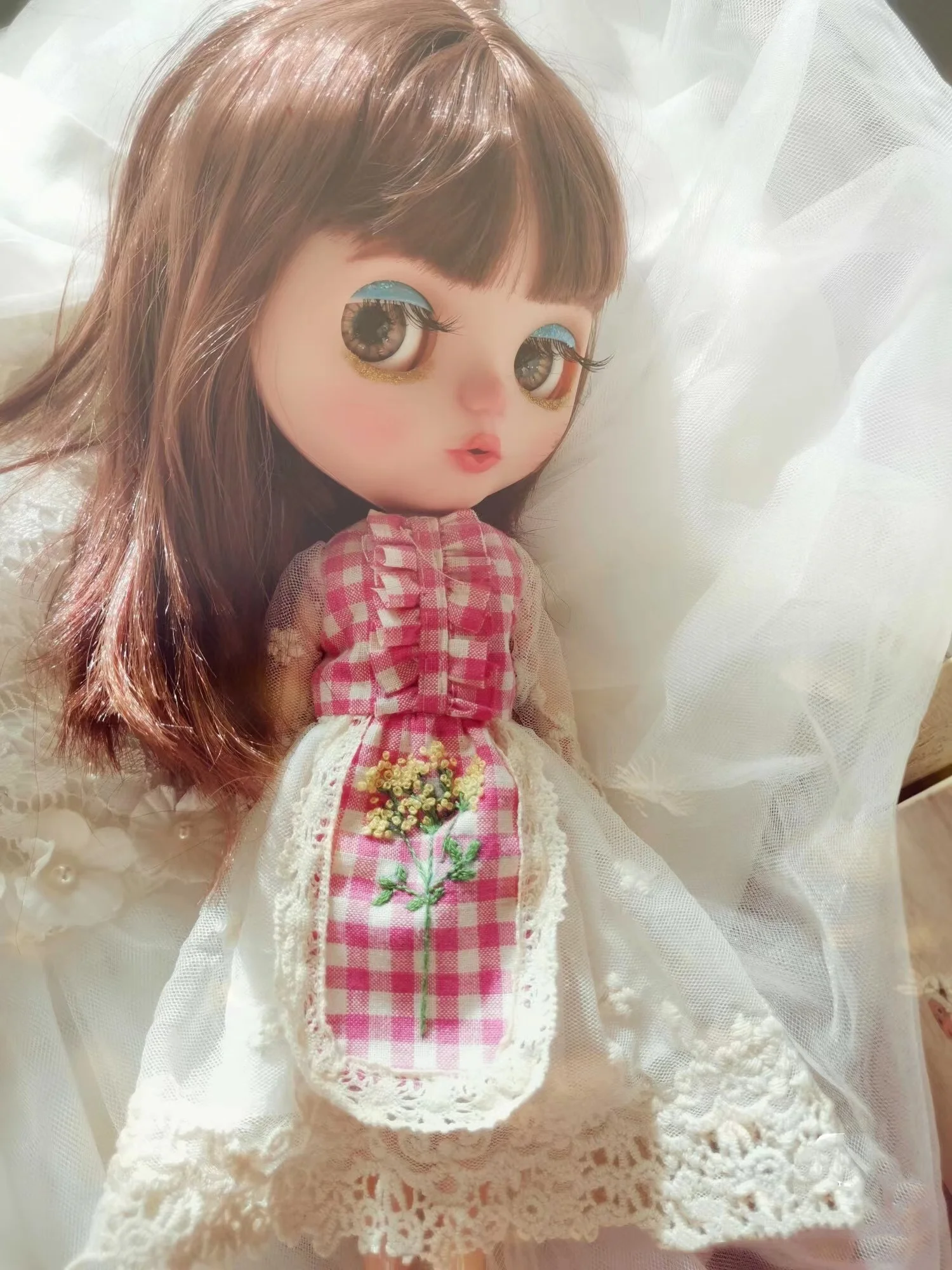 Hand embroidery Blythe  clothes dress Tea dyed pink checkered skirt 1/6 30cm BJD anime girl (Fit Pullip,Ob24, Licca)