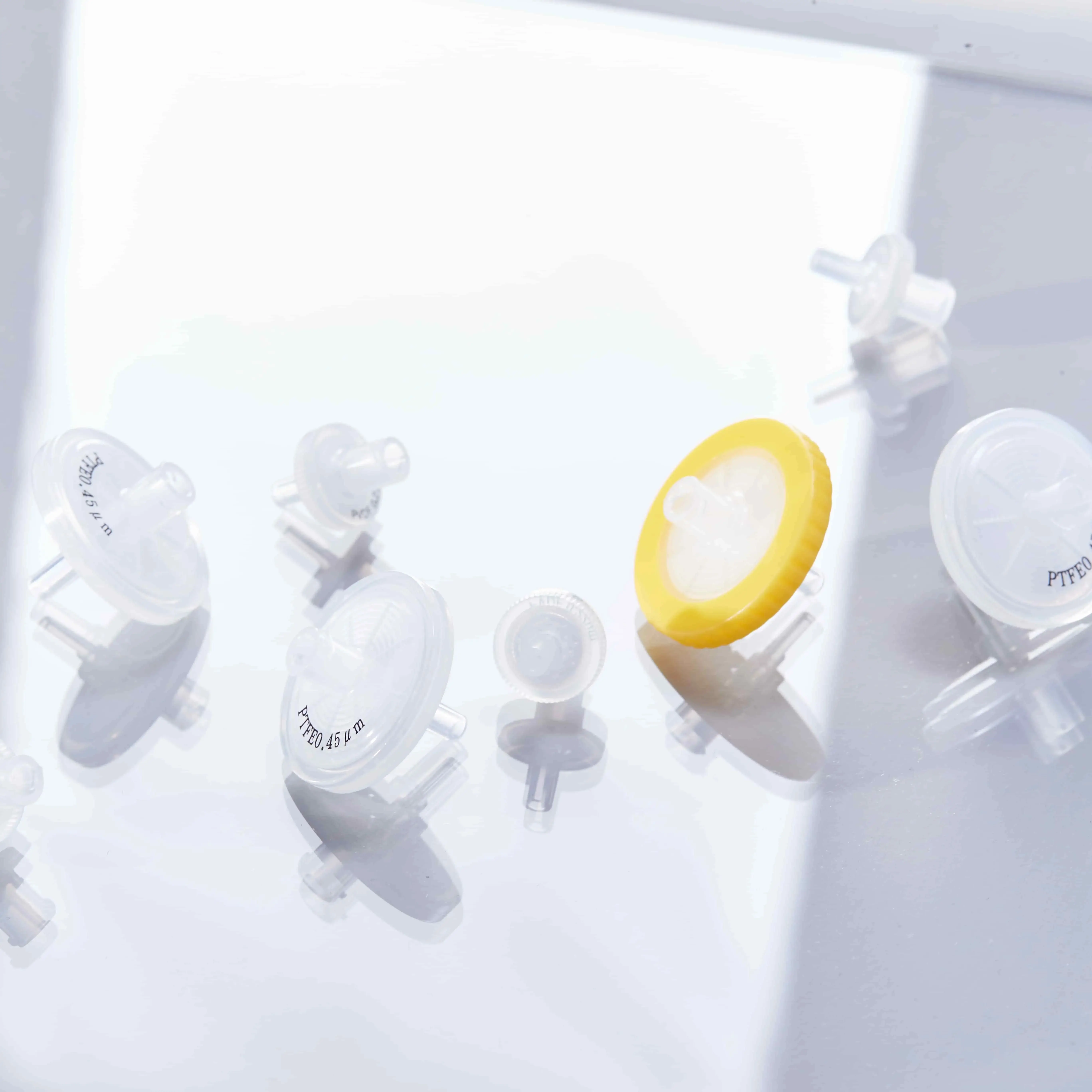 Glass Fiber Syringe Filters Pore Size 0.7um 1.0um 13mm 25mm used as Pre-filter Purification of Organic Solvents and Strong Acids