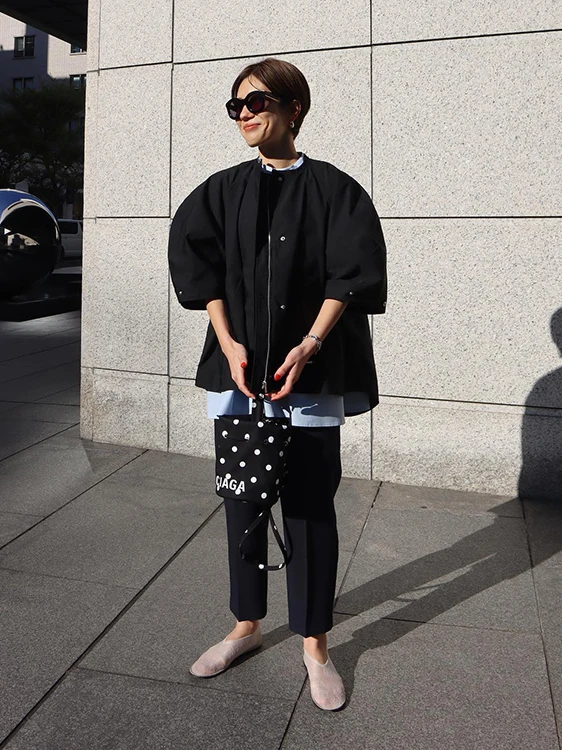 

Machatt Simple round Neck Five-Quarter Bubble Sleeve Jacket Women's Black Outerwear Short Front Long Back Cotton Blend