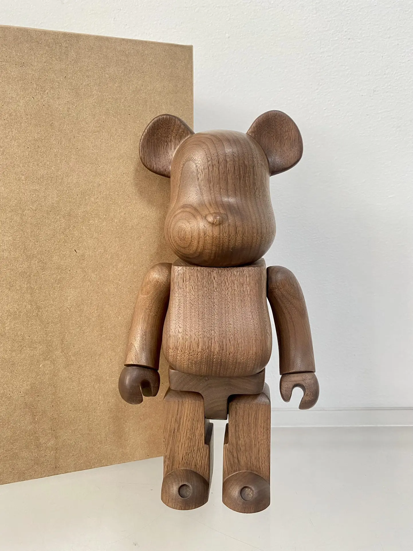 Bearbrick 400% Vertical Grain Horizon And Walnut 28cm Height Collection Handmade Wooden Bear Bookshelf Decoration Figure