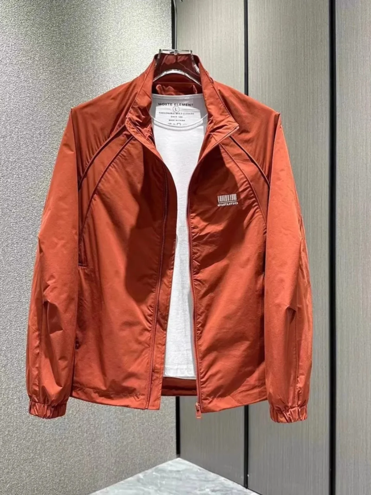 

Men's Functional Workwear Stand Collar Jaet Windproof Outerwear Faionable Zipper Closure Long Sve Loose Fit Coat