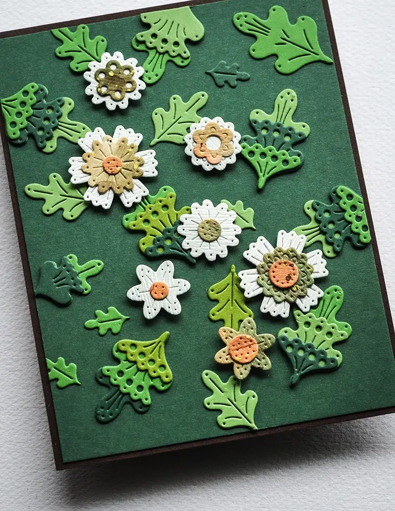 

2024 Christmas Mushroom Puppy Plants Metal Cutting Dies DIY Scrapbooking Supplies Paper Craft Handmade Album Card Embossing