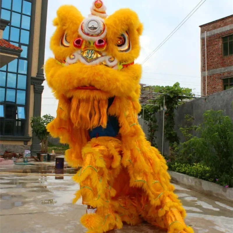 عيد الميلاد الأزرق الأسد الرقص زي التميمة الصوف جنوب الأسد الفن الشعبي الصيني اثنين الكبار تأثيري زي حفلة تنكرية الإعلان P