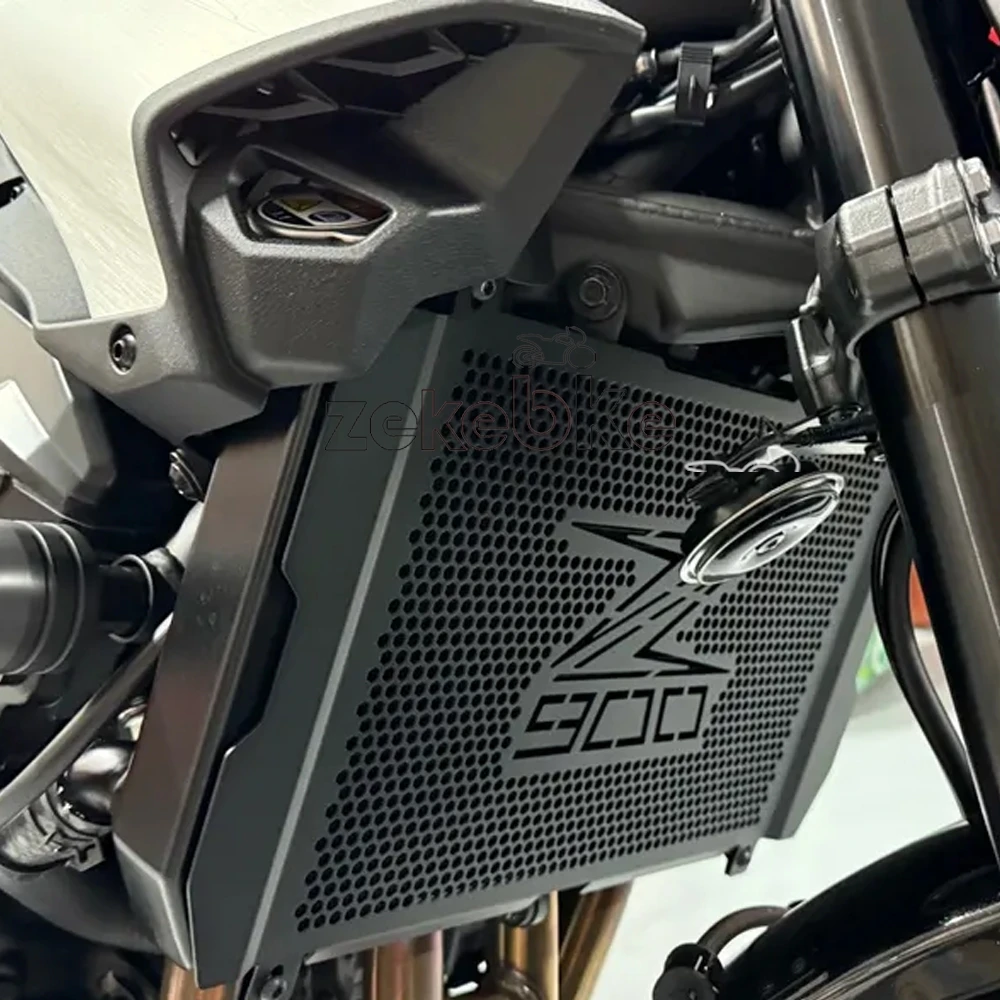 

Защитная решетка радиатора с ЧПУ для мотоциклов KAWASAKI Z900 SE, Z900 Performance 2021-2025 (модель Z900 2026)