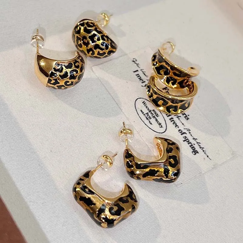 Korean Brown Enamel Leopard Print Hoop Earrings For Women Vintage Elegant C-Shaped Geometric Statement Earrings Jewelry