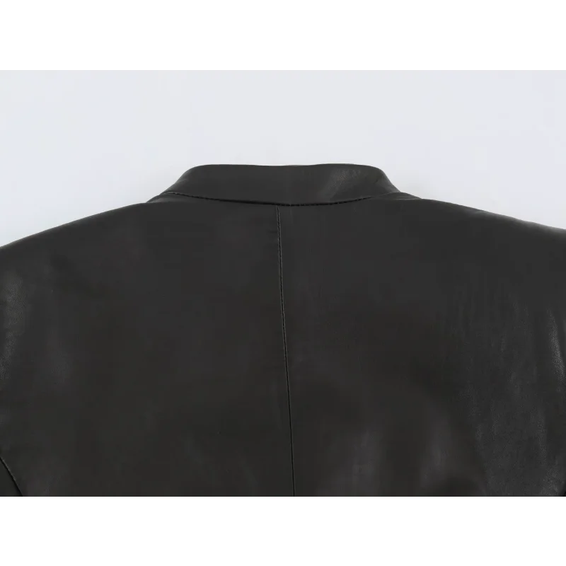 2026 Herbst Neuer Stil Streetwear Damen Kunstleder Kurze Jacke Stehkragen Langarm Froschknopf-Dekor Schmale Passform Mantel – Detail 10