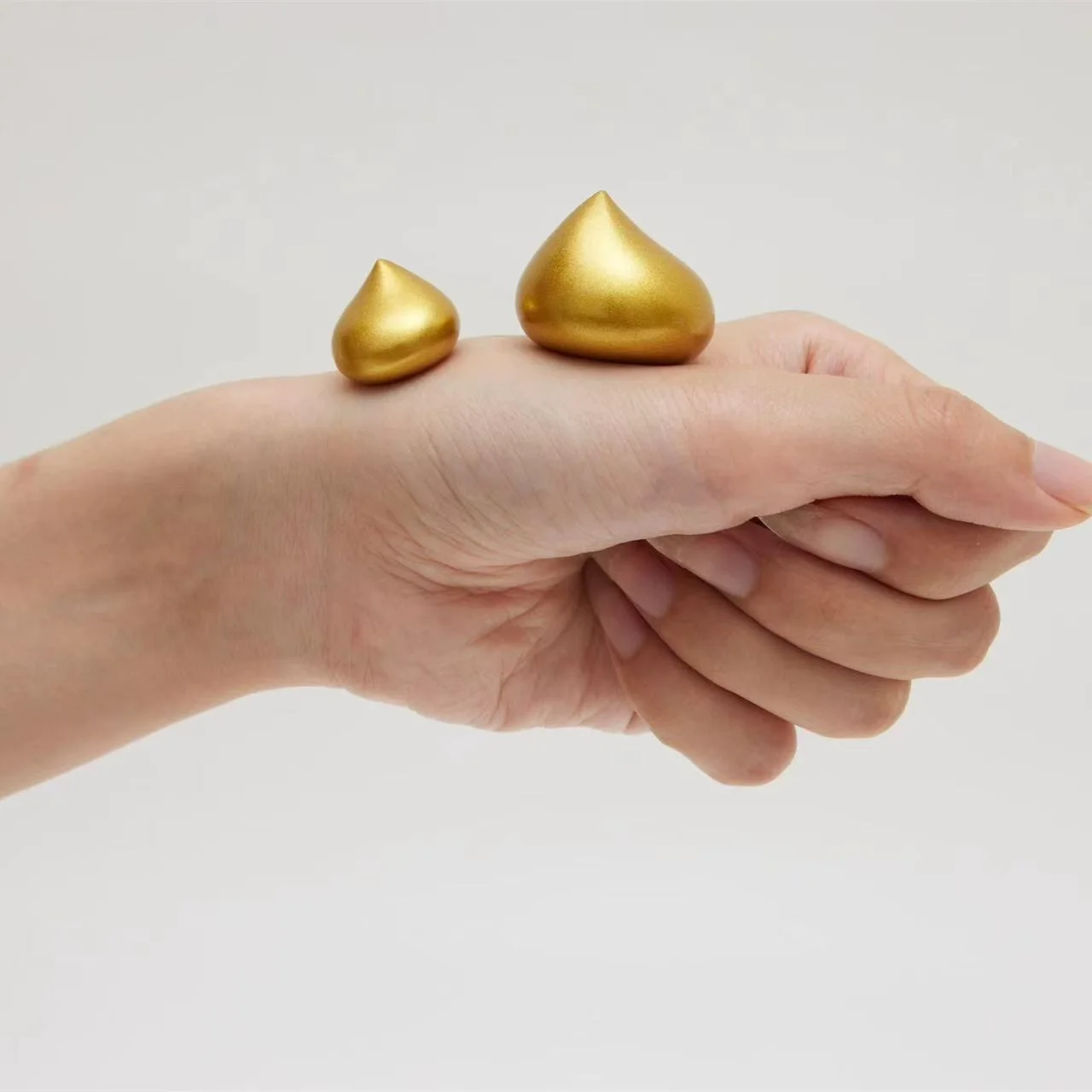 2cm 3cm Game Zelda Korok Seeds Metal Model Cosplay Collection