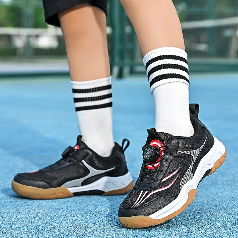 

Fashion Black White Badminton Shoes Boys Trainers Brand Tennis Sneakers Size 31-40 Professional Sports Shoes Kids tenis infantil