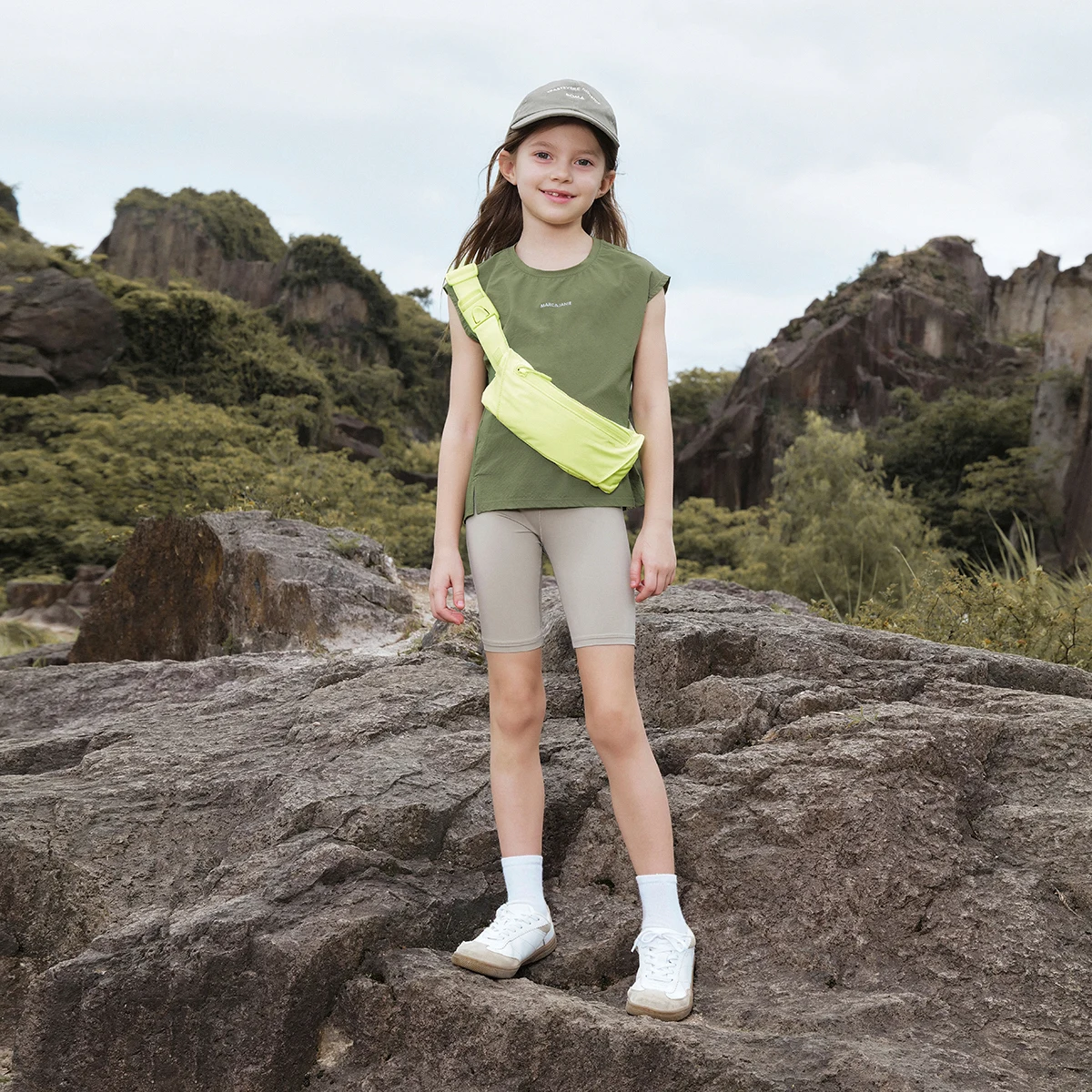 

MARC&JANIE Boys Girls Dry Breathable Sleeveless Athletic Tank Top for Summer 240335