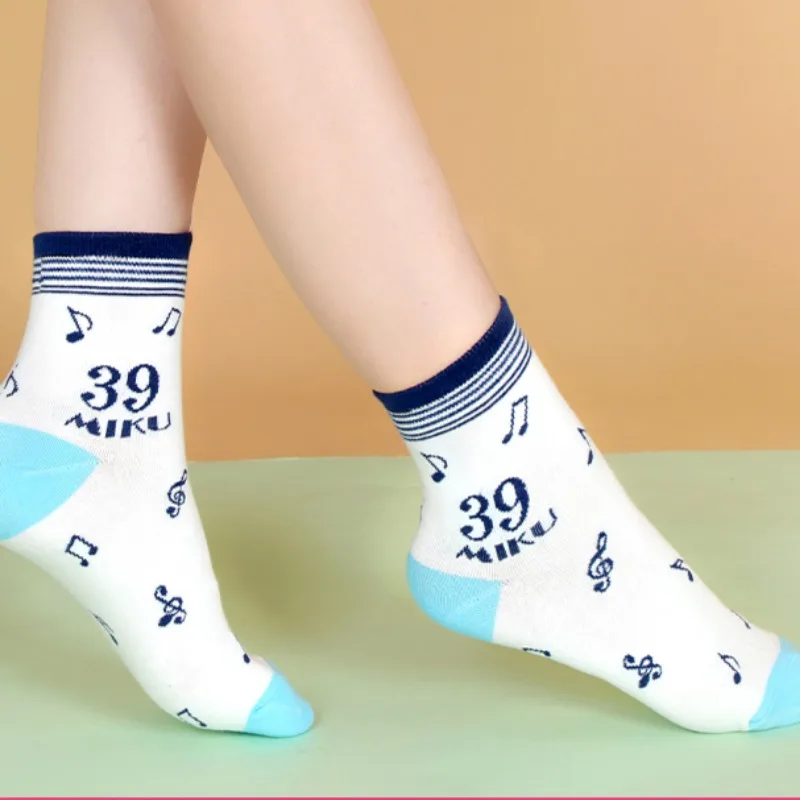 Bandai New Hatsune Miku Girls Fashion Floor Socks Cartoon Hatsune Miku Personality Couple Mid Socks Girls Holiday Gifts Trend