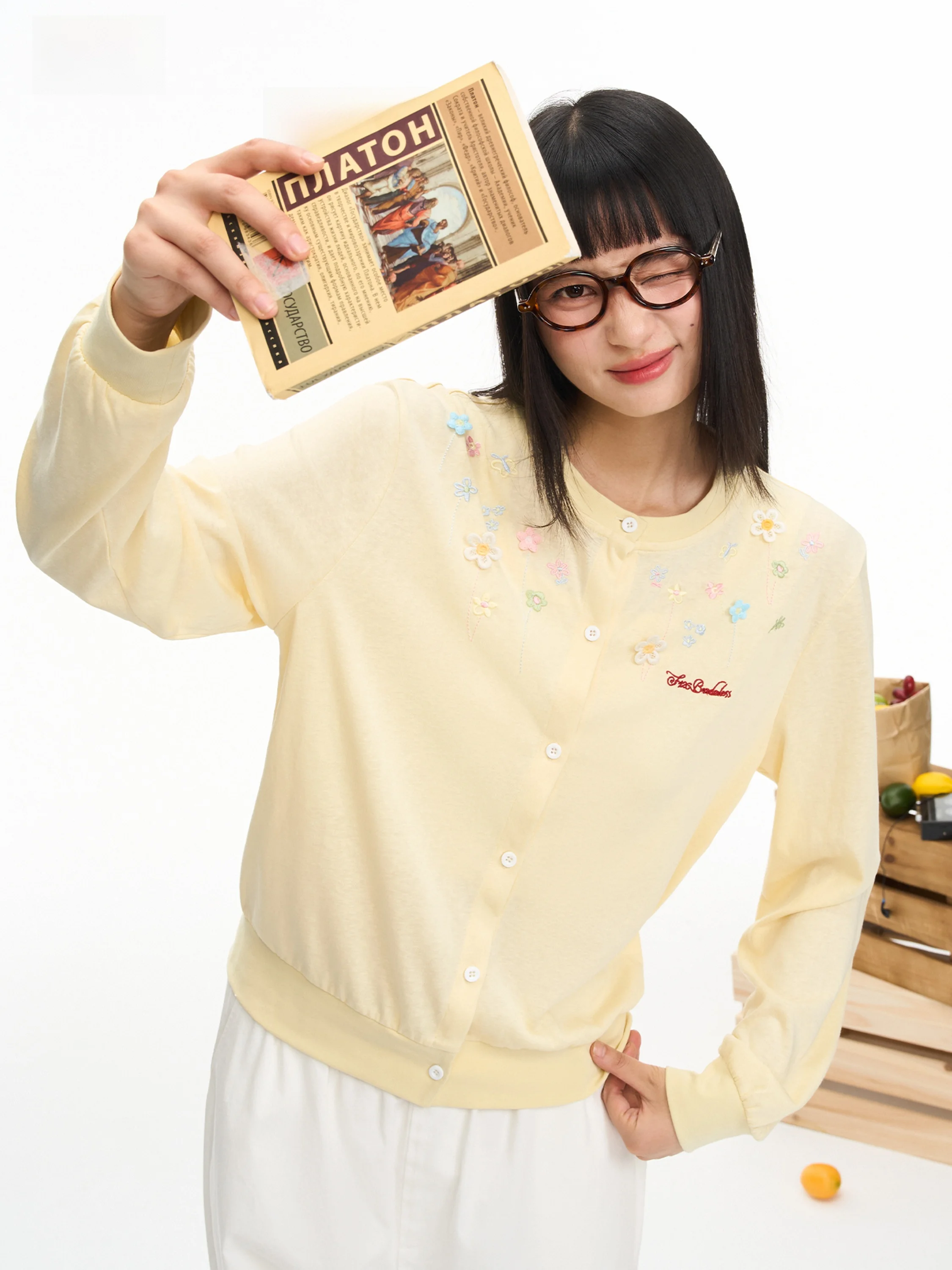 F426 Store Rajutan Ringan Bernapas Model Bulat Lengan Panjang Bersulam Bunga, Atasan Santai Musim Panas Terbaru