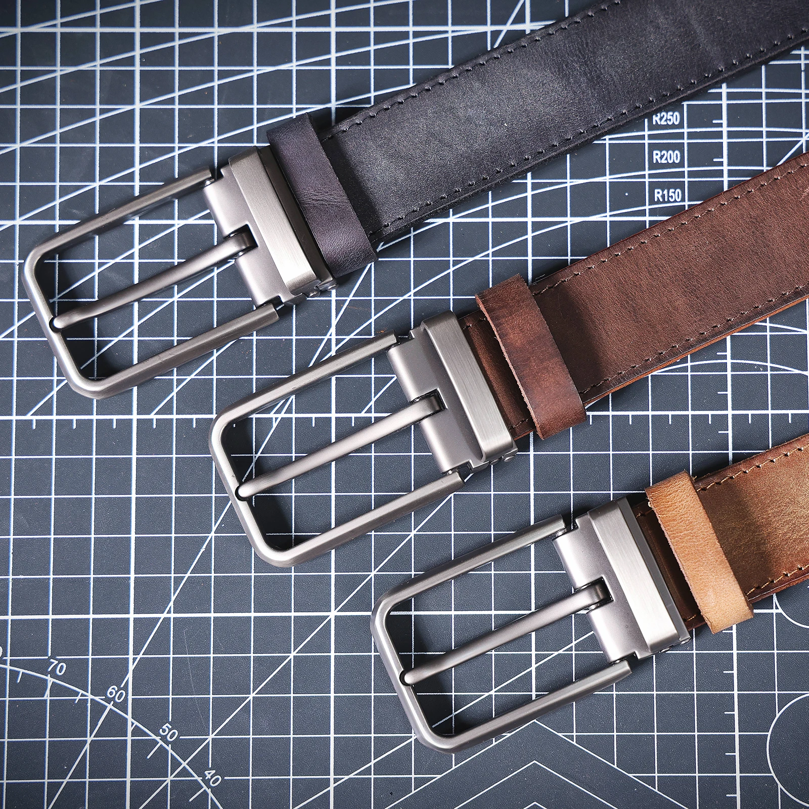 Echtleder-Herrengürtel aus Rindsleder, Italienisches Dickleder mit Geschenkbox, Retro Vielseitiger Herren-Jeansgürtel, Ideale Geschenkwahl – Detail 11