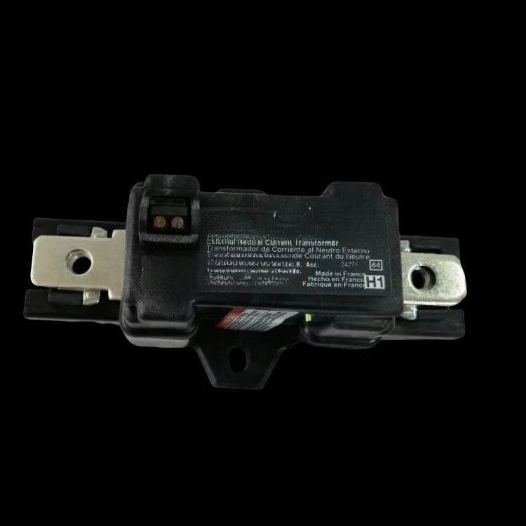 LV430563 External Neutral Current Transformer LV516463 LV430640 LV431790 LV516440 LV431752 LV4296