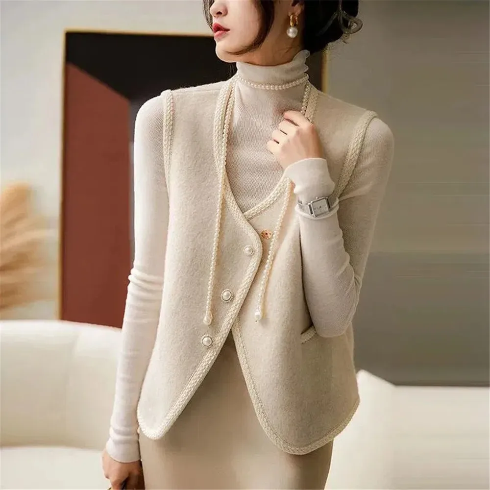 

Vintage Elegant Chic Beads Buttons Woolen Sleeveless Vest Jackets Women Autumn Winter Fashion Solid Outerwear Cardigan Waistcoat