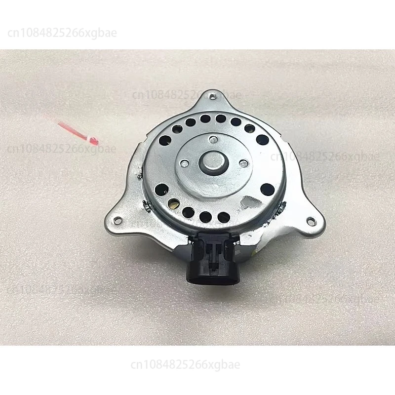 

Применимо к электронному вентилятору резервуара для воды SM451. Охлаждающий вентилятор для кондиционера.