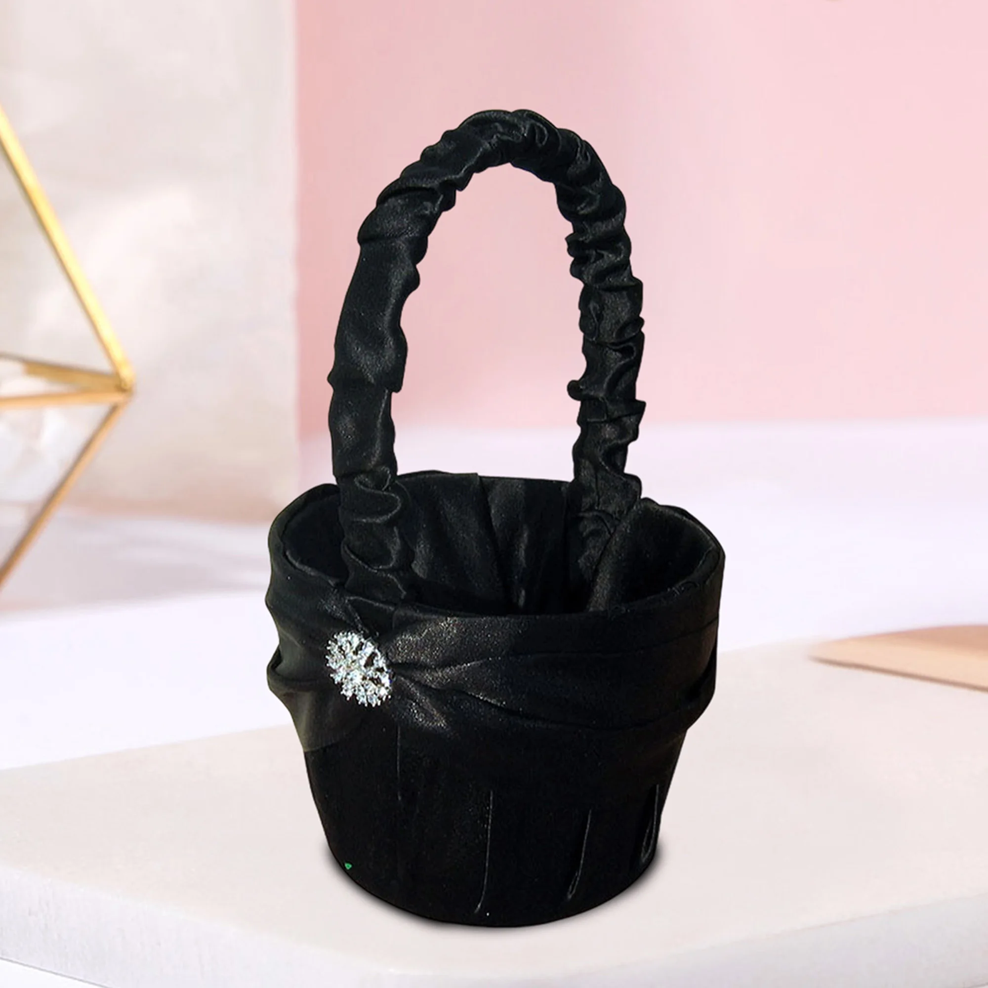 ตะกร้าสาวดอกไม้สีขาวหรูหราพร้อม Rhinestones ประกายและที่จับสําหรับตกแต่งงานแต่งงาน