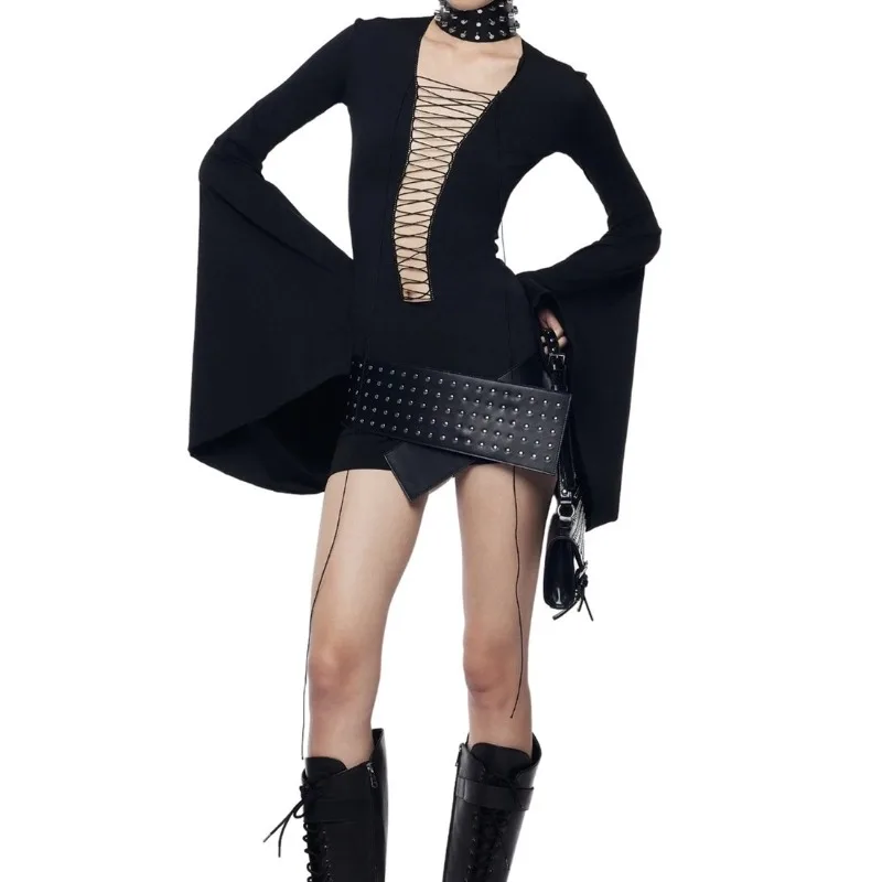 Mini robe Hipster noire pour femmes, Coquette froncée, Sexy, décolleté en V profond, manches longues évasées, moulante, fête, boîte de nuit, tendance Y2K