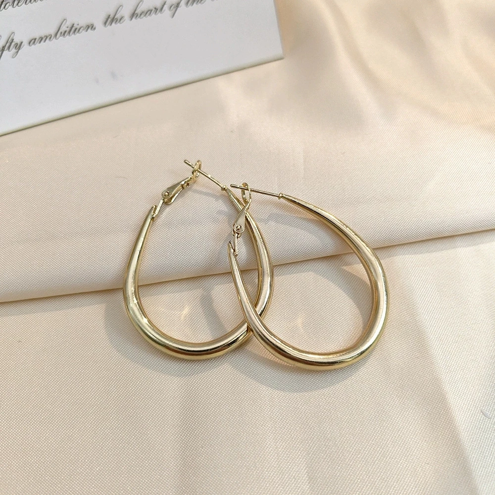 الهيب هوب روك كبير Waterdrop هوب أقراط للنساء مجوهرات الأزياء Steampunk بسيطة الجوف الهندسة الأذن هوك فتاة هدية