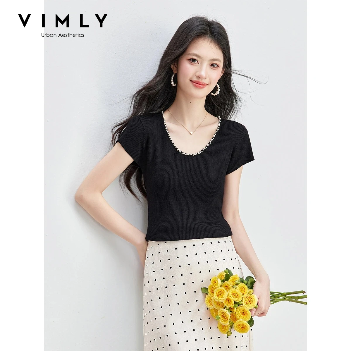 

VIMLY Elegant Fashion Pearl Beaded U-Neck Knit T-Shirt for Women 2026 Summer Black Minimalist Daily Slim Short Sleeve Top 75361