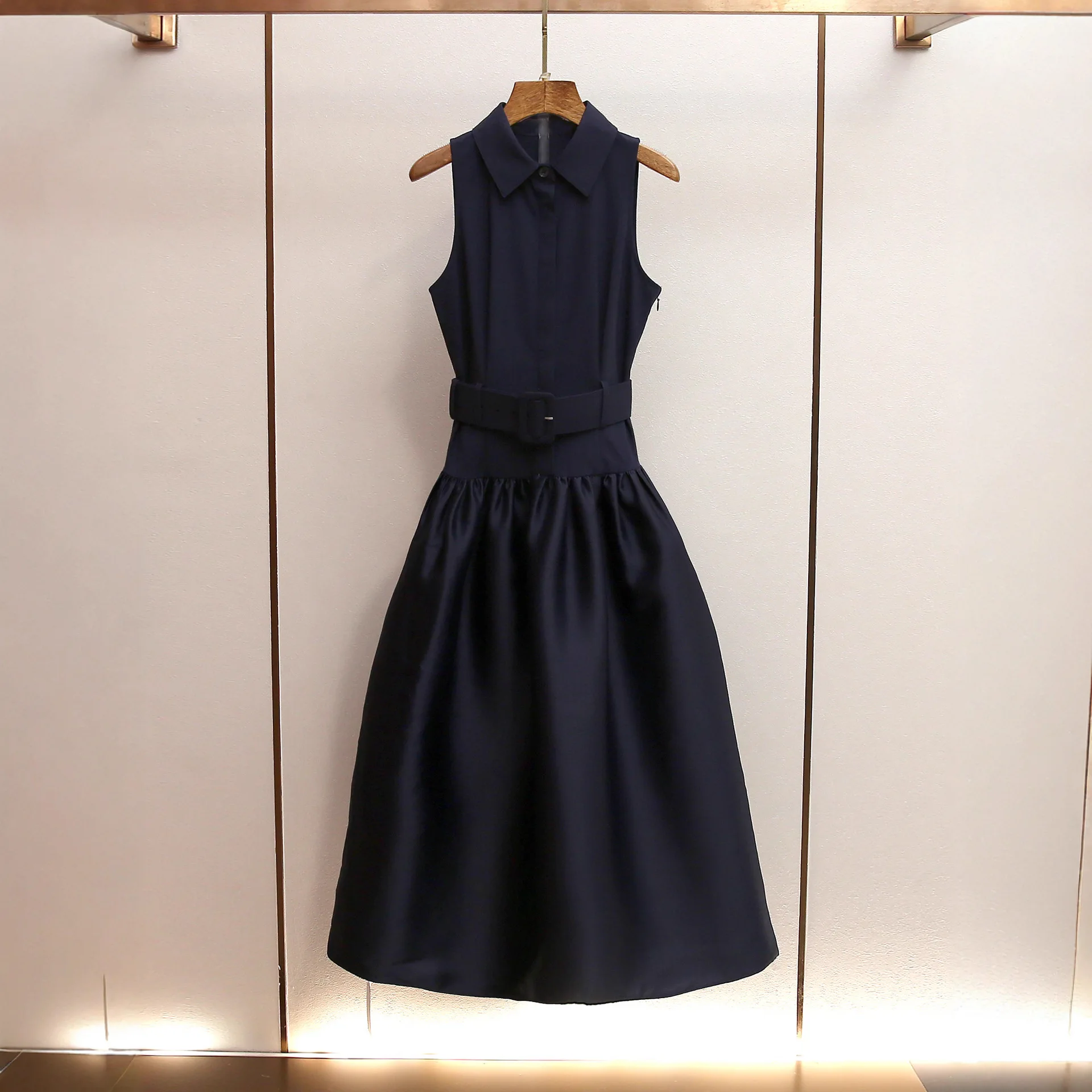 가을 신상 우아한 헵번 스타일 A라인 플레어 민소매 슬림핏 칼라 원피스