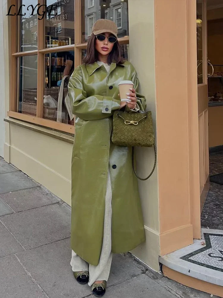 Abrigo largo dividido de cuero PU para mujer, chaqueta verde holgada con un solo pecho y cuello vuelto con bolsillo para calle, prendas de vestir de otoño 2024